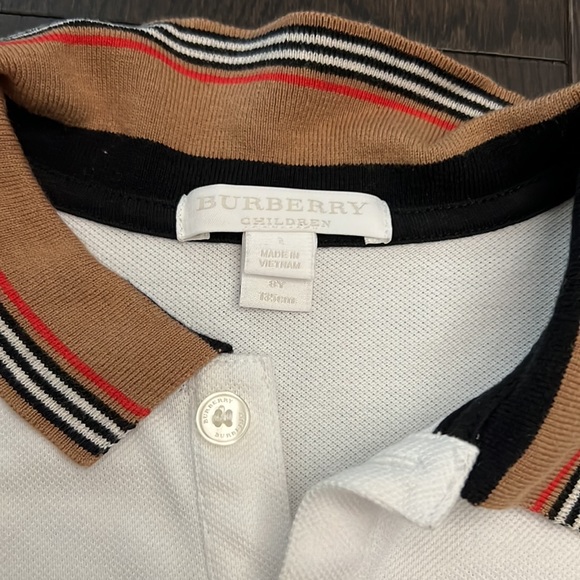 BURBERRY SHIRT CHILDREN SIZE 8Y BOYS polo top , perfect condition ! - Picture 2 of 2